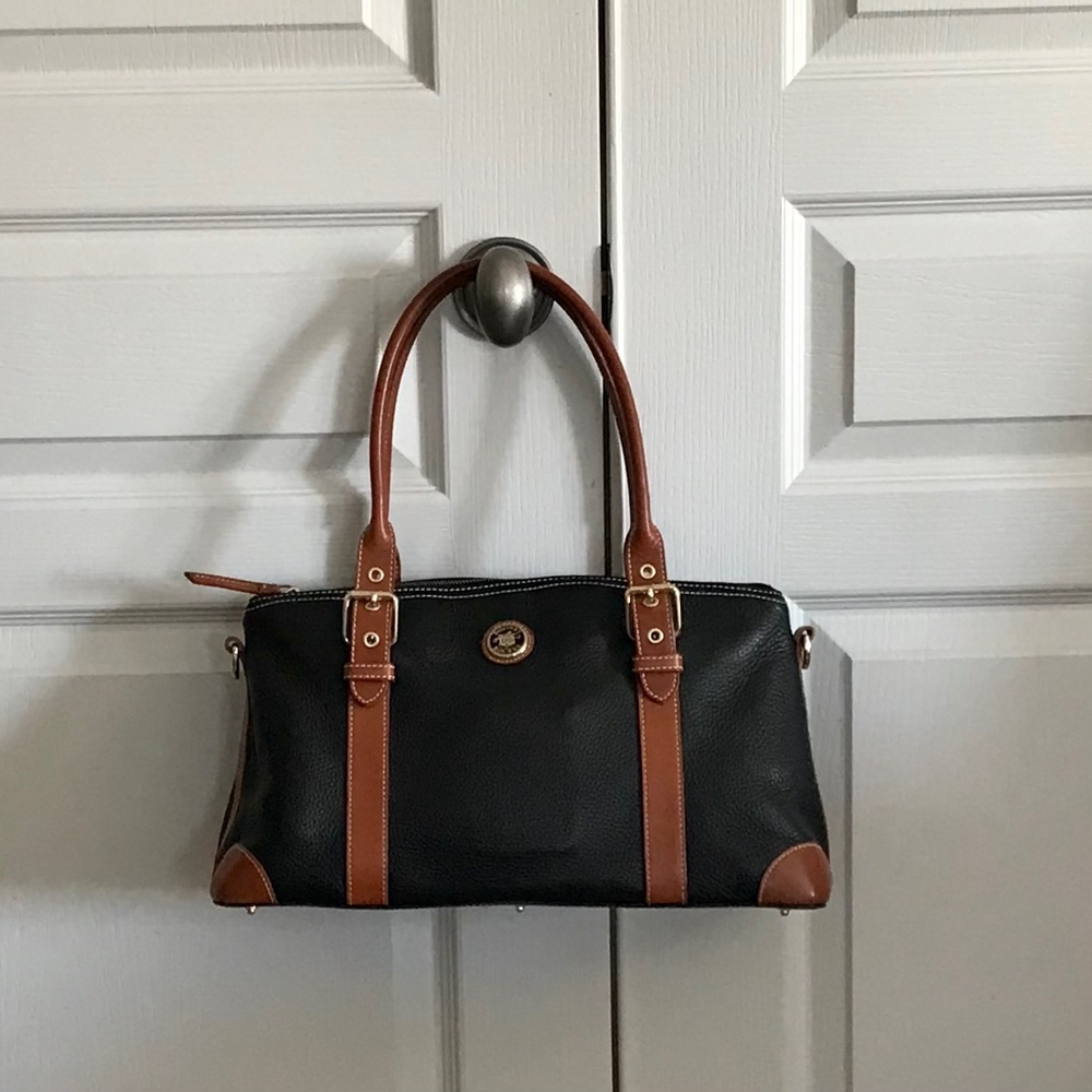 Dooney & Bourke Estate VINTAGE Black Satchel EUC!!